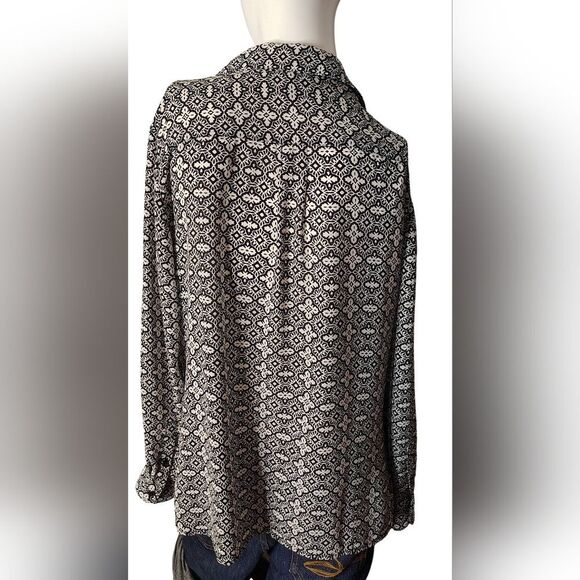 Banana Republic Black & White Button Down Shirt Blouse Top Sz medium - Picture 9 of 10